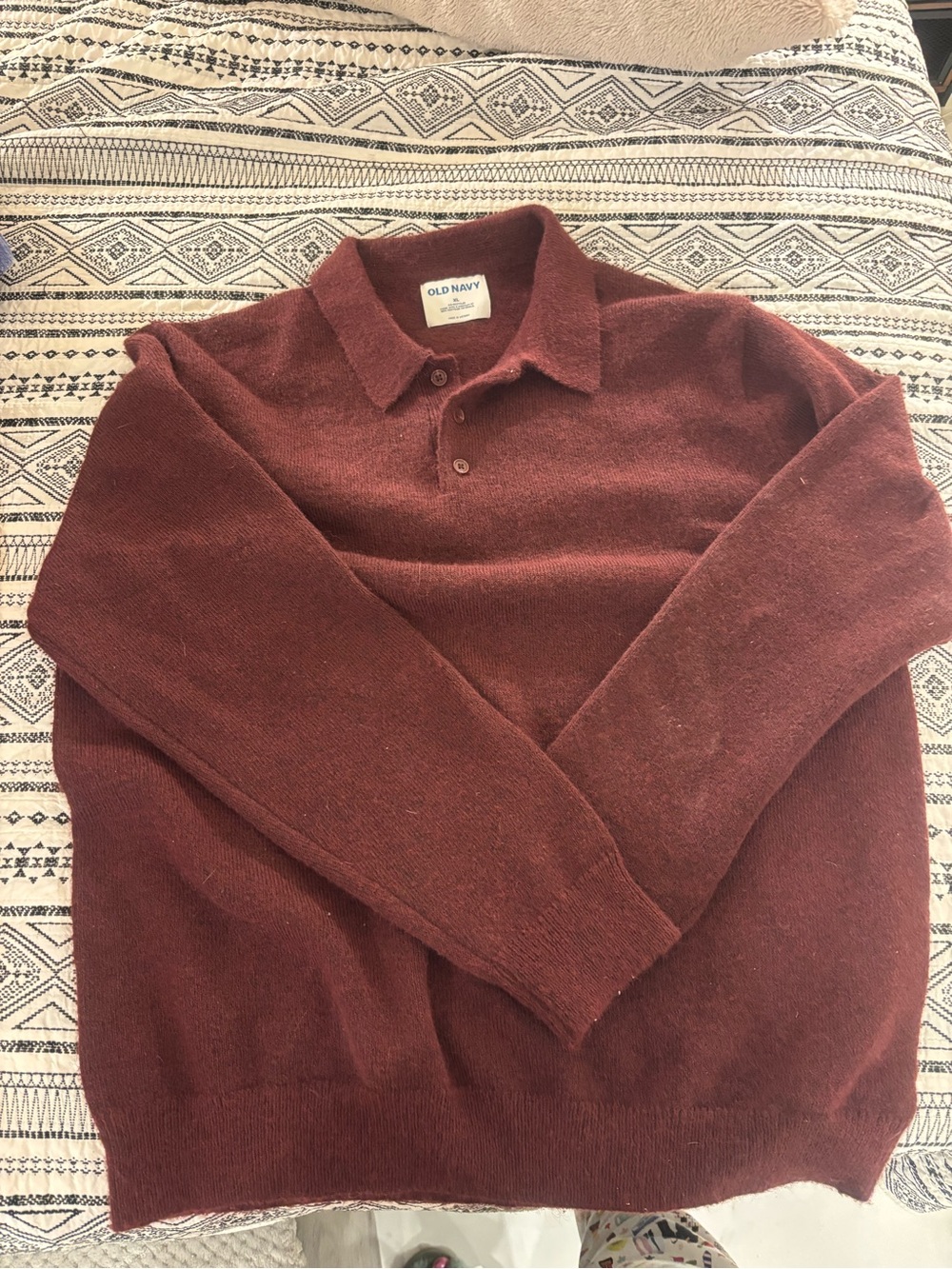 Old Navy Men's Maroon V-Neck Polo Sweater